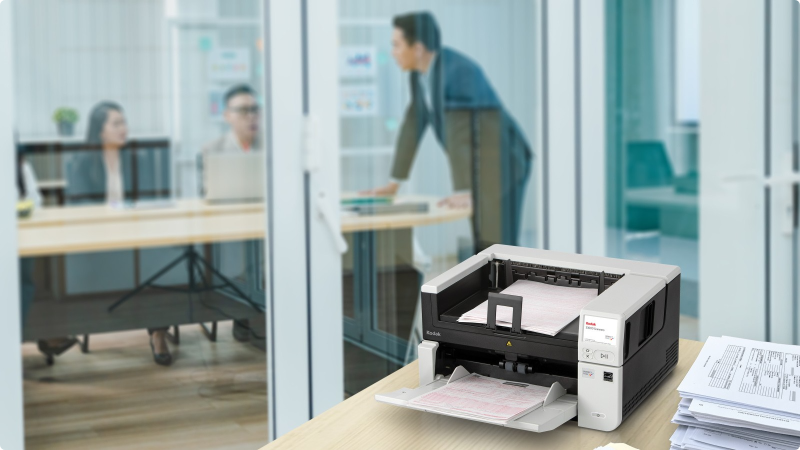 KODAK S3000 Scanner in an office setting